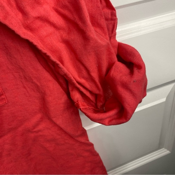 Old Navy Linen Blouse Minimalist Quarter Button Cuffed Sleeve XL Rebellion Red - Picture 3 of 8